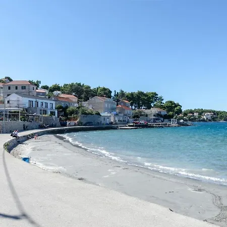 Traditional Stone House With Swimming Pool Villa Lumbarda