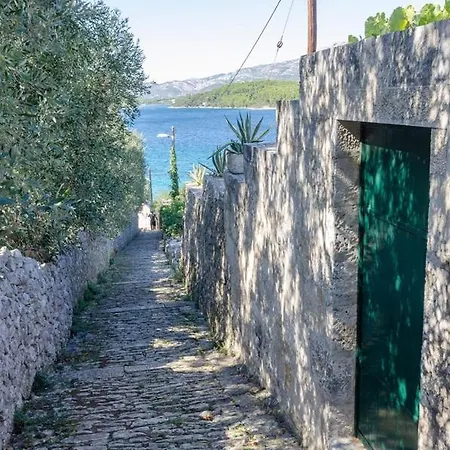 Traditional Stone House With Swimming Pool Villa Lumbarda