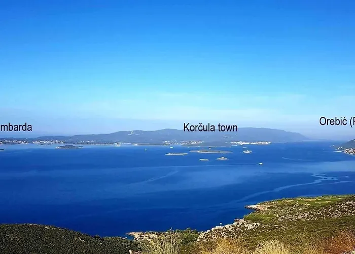 Villa Traditional Stone House With Swimming Pool